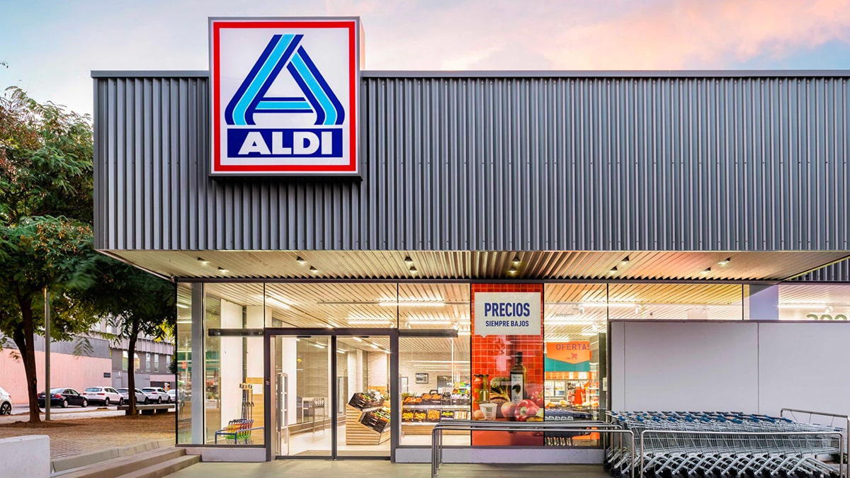 Il achète un produit chez Aldi, quand il l’ouvre il crie au scandale, « C’est pitoyable et trompeur »