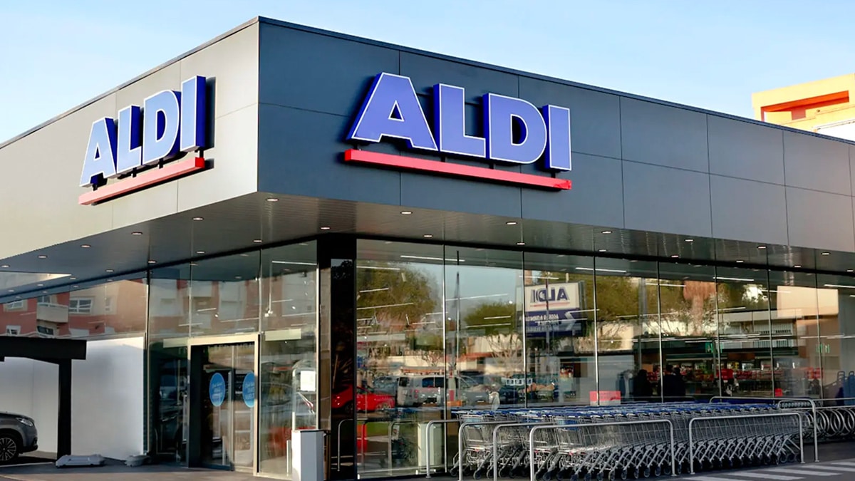 Elle nettoie sa salade achetée chez Aldi et fait une découverte terrifiante, "Quelle horreur"