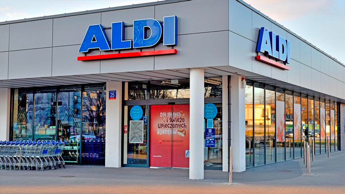 Elle veut acheter une poupée pour sa fillette chez Aldi, ce qu’elle trouve dedans va l’horrifier