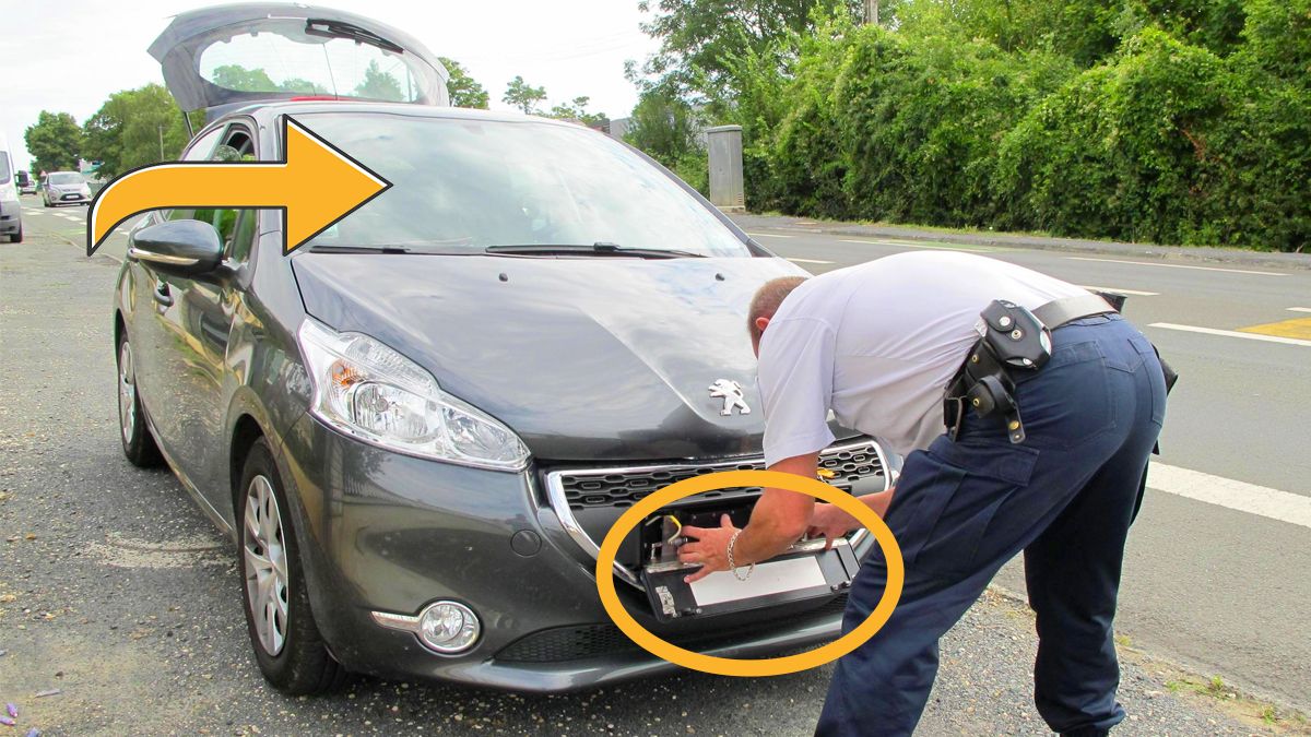 Automobilistes : l’astuce infaillible pour reconnaître une voiture radar à coup sûr