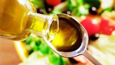 Cette huile miraculeuse détrône l’huile d’olive et préserve votre santé