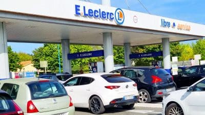 Leclerc lance une énorme bombe sur le carburant à prix coûtant en France