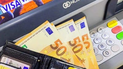 Compte courant : voici pourquoi vous devez à tout prix le vider avant la fin mai