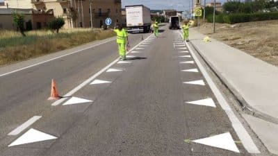 Automobilistes : cette nouvelle signalétique dents de dragon arrive en France et va vous surprendre