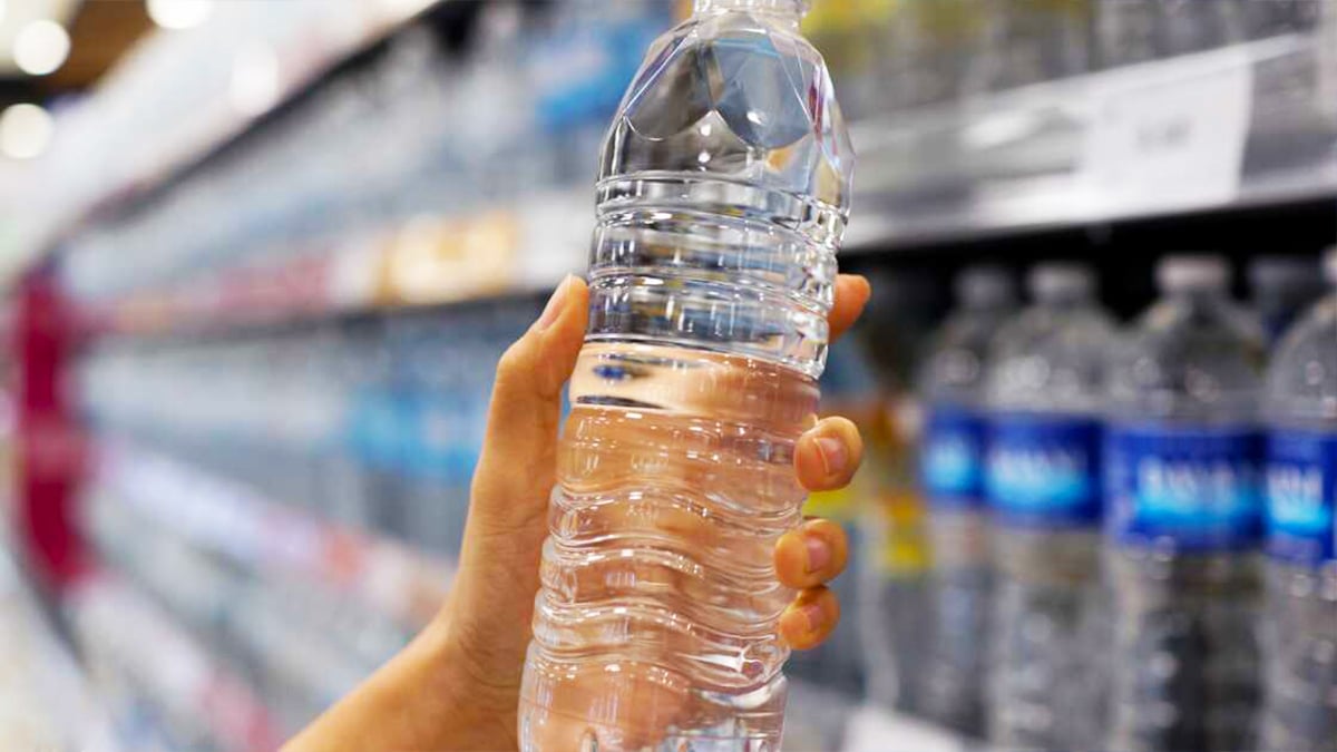 Vous ne devriez plus acheter de bouteilles d’eau pour préserver votre santé, voici pourquoi