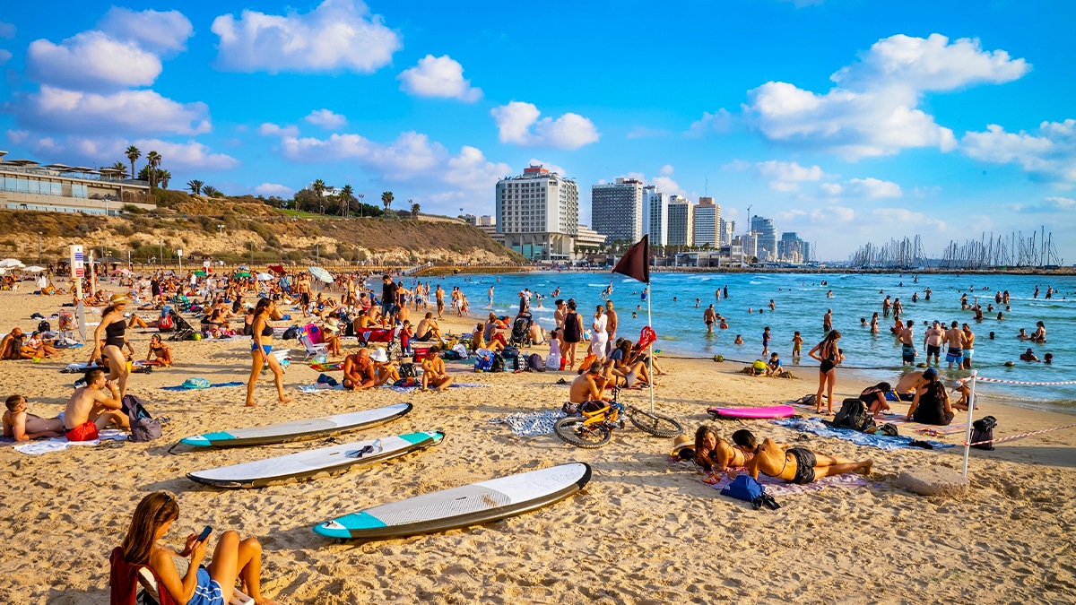 Vacances d'été : ce geste que vous ne devez surtout pas faire sur la plage, il coûte très cher