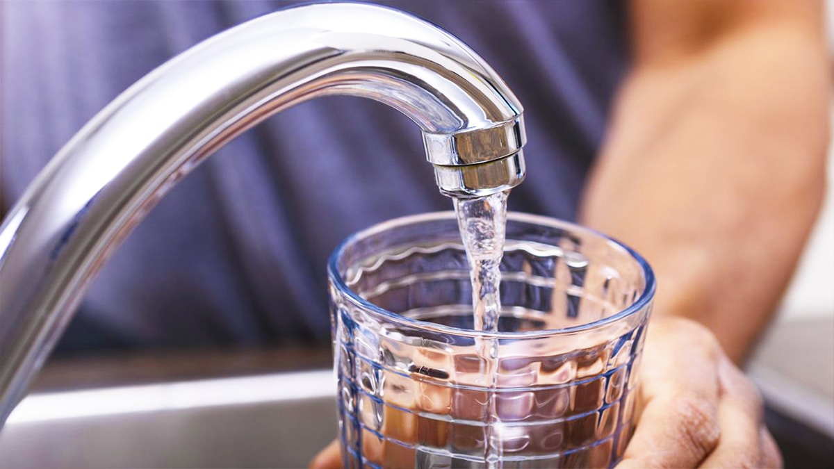 Eau du robinet contaminée : les régions les plus touchées par la pollution en France