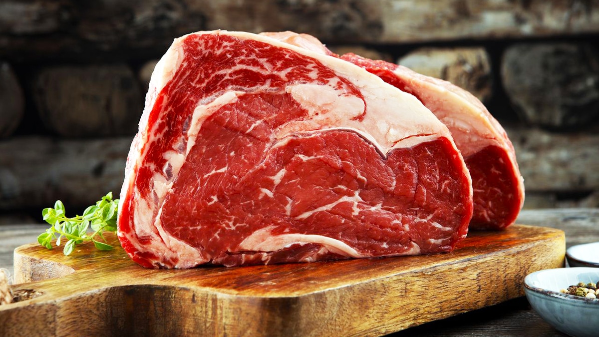 Viande : cette habitude que tout le monde a est très dangereuse pour la santé
