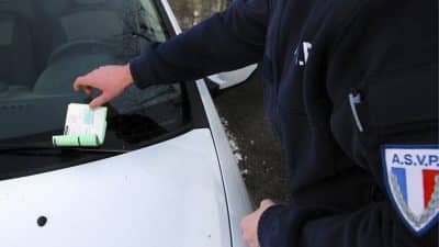 Un automobiliste verbalisé sur un parking alors qu'il avait payé, cette règle méconnue change tout