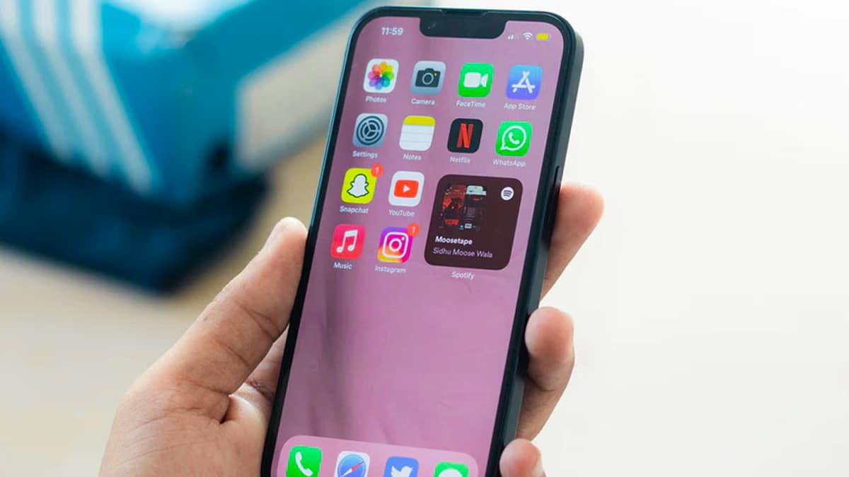 Ce geste simple à adopter protège votre téléphone contre toutes les arnaques selon un expert en cybersécurité