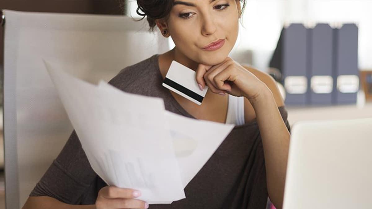 La DGCCRF alerte sur ces frais abusifs : vérifiez bien vos comptes bancaires