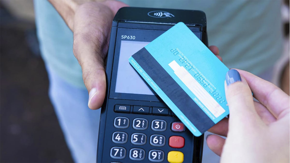 La police alerte sur ces nouvelles arnaques redoutables à la carte bancaire qui font rage