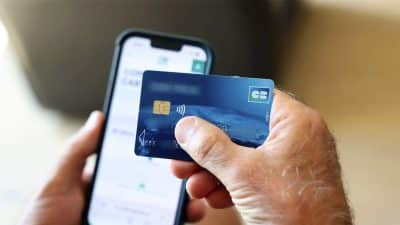 La ruse redoutable des escrocs pour vous arnaquer et vider votre compte bancaire