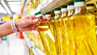 Ni Lidl ni Leclerc : ce supermarché propose une huile d’olive extra vierge bio à 6,31 €
