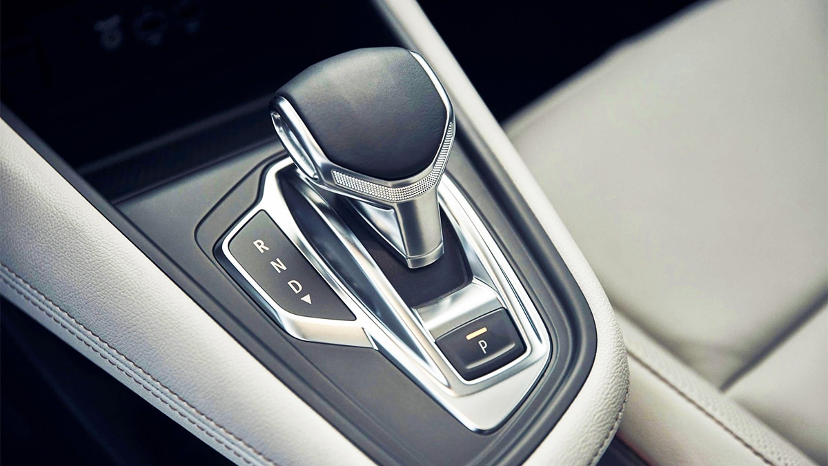 L’erreur la plus courante au volant d’une voiture automatique : elle peut vous coûter une fortune