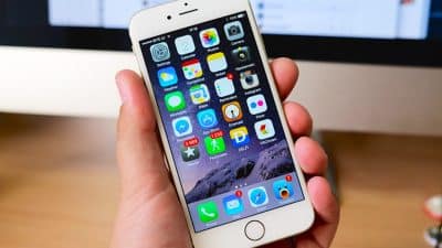Les experts en sécurité alertent : ce geste courant avec votre téléphone peut être très dangereux